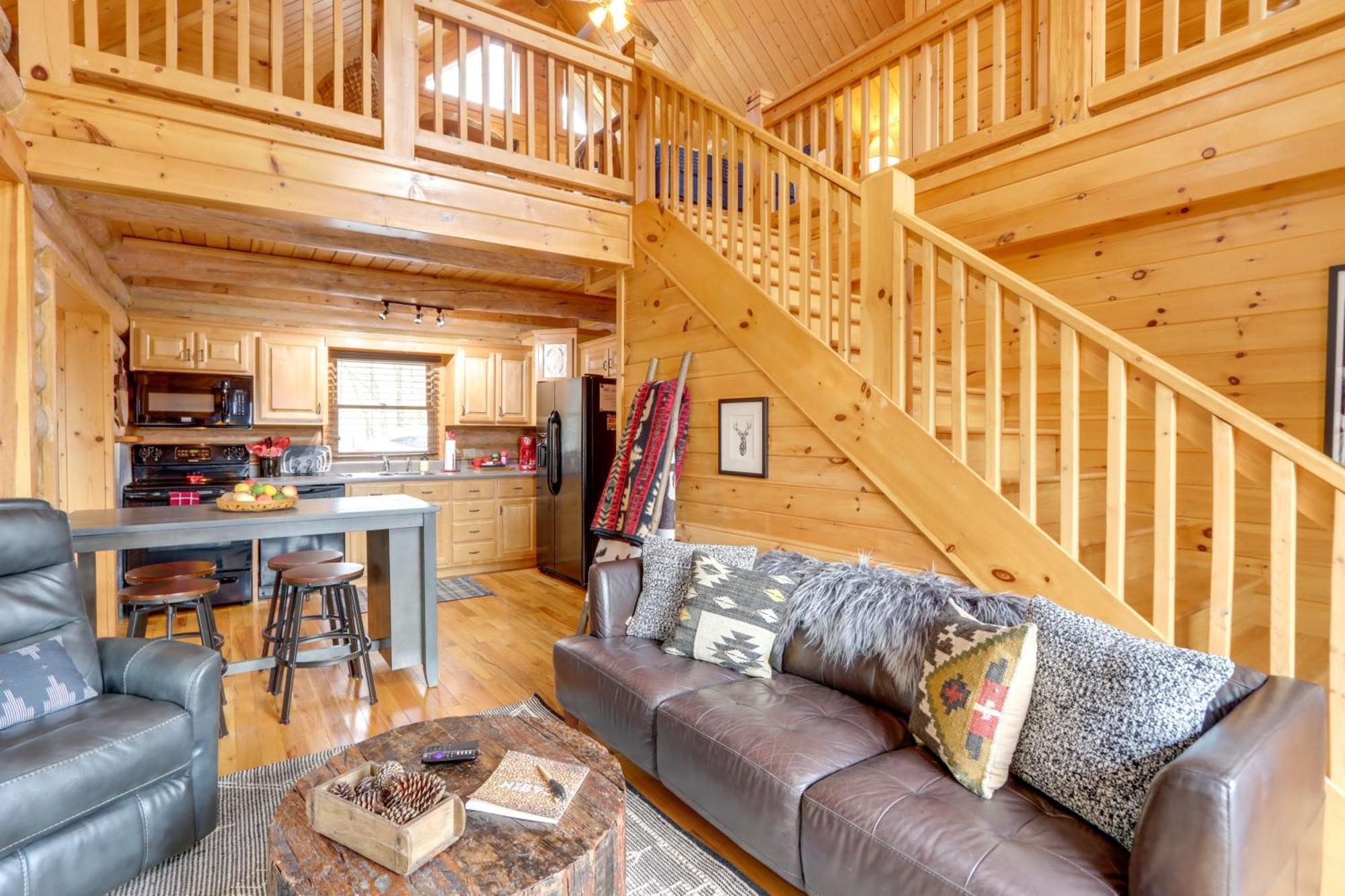 Log With Hot Tub And Game Room! * Blue Ridge