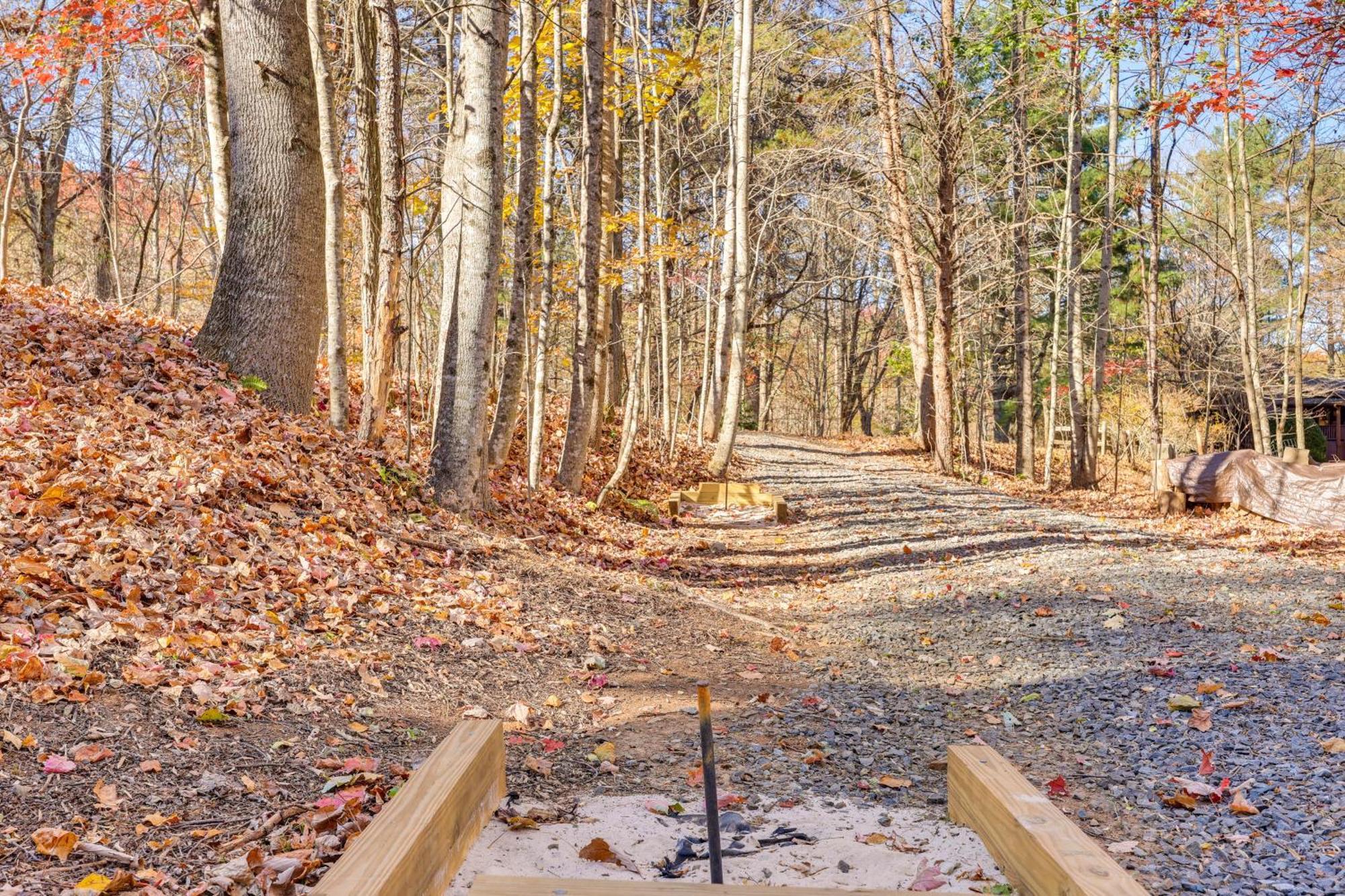 Log With Hot Tub And Game Room! Casa vacanze Blue Ridge